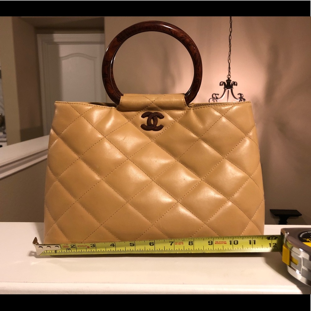 Tan vintage Chanel purse